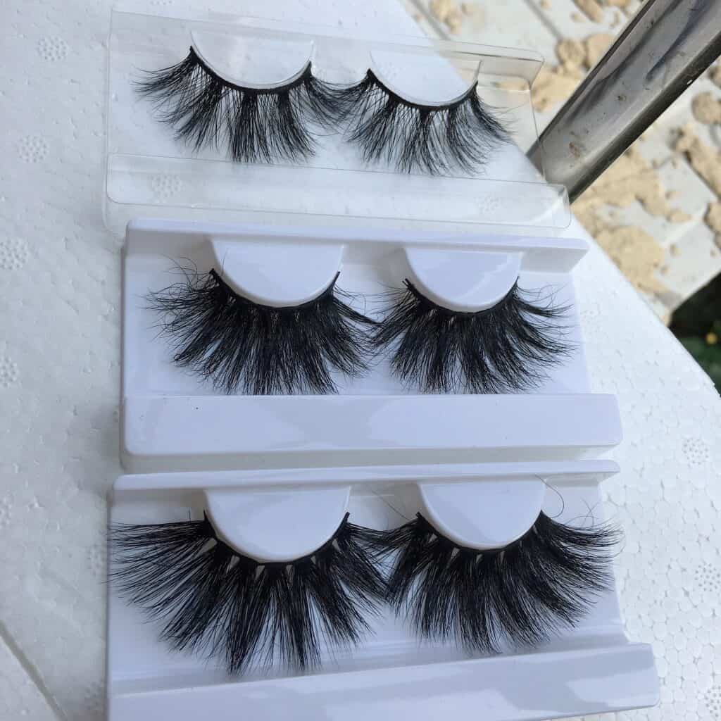 eyelash vendors