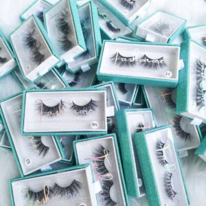 wholesale eyelash vendors