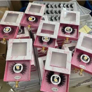 private label custom eyelash packaging